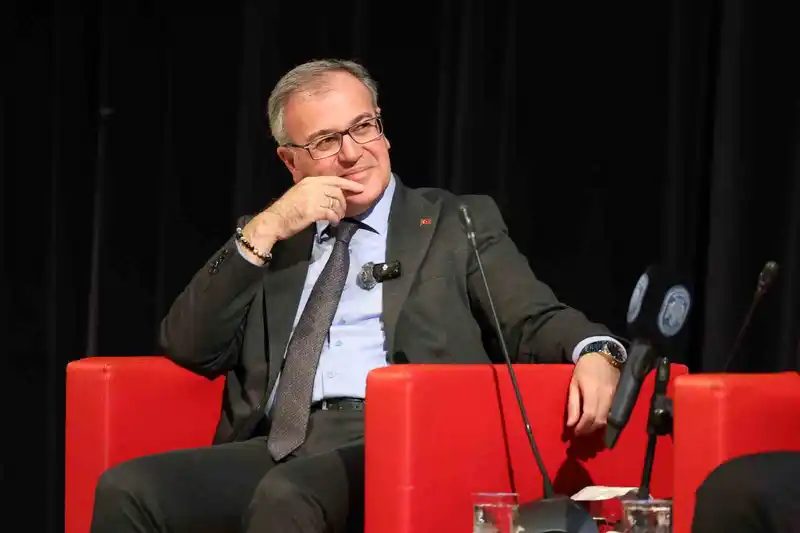 Başkan Özdoğan, Hacılar’daki kentsel dönüşüm tecrübelerini aktardı