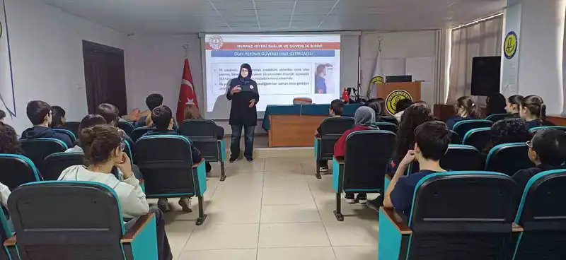 Lise öğrencilerine ilkyardım semineri
