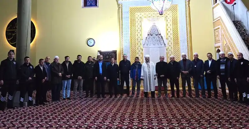 DPÜ Vakıf Camii’nde sabah namazı buluşması
