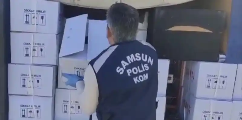 Samsun’da sahte içki operasyonu: 445 litre etil alkol ele geçirildi
