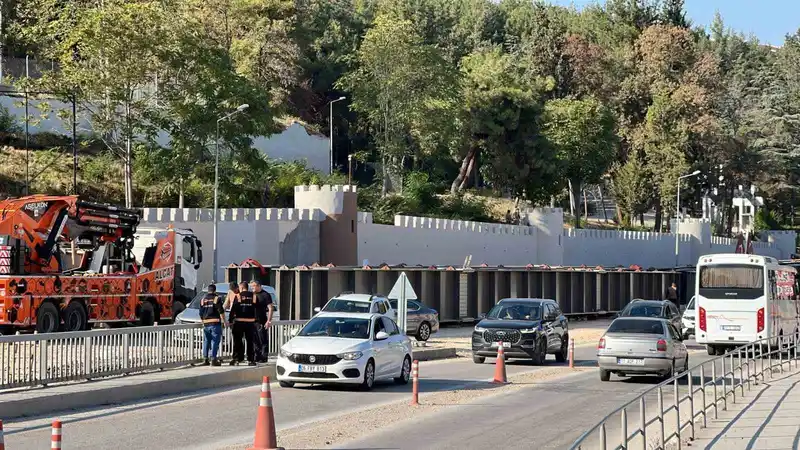 Hamsu Köprüsü araç trafiğine kapatılıyor
