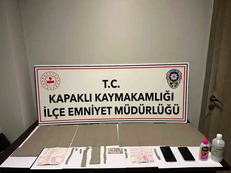 Tekirdağ’da uyuşturucu çetelerine operasyon: 3 gözaltı, 2 tutuklama
