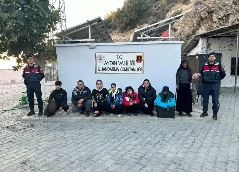 Türkiye’ye yasadışı yollarla giriş yapan 8 düzensiz göçmen yakalandı
