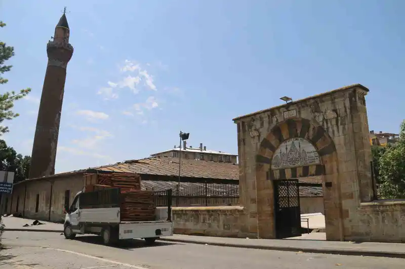 Sivas İl Müftüsü Limon: 