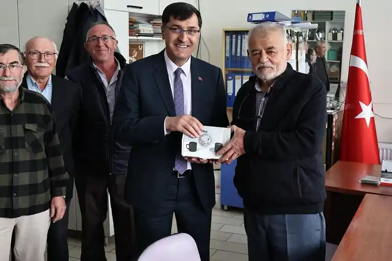 Başkan Kahveci’den Arı Yetiştiricileri Birliği’ne ziyaret
