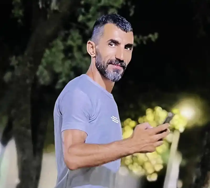 Bursa’da göçük altında hayatını kaybeden iki kardeşin yakınları hastaneye akın etti
