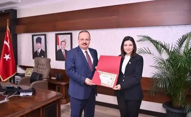 Enez ilçesine bayan kaymakam atandı
