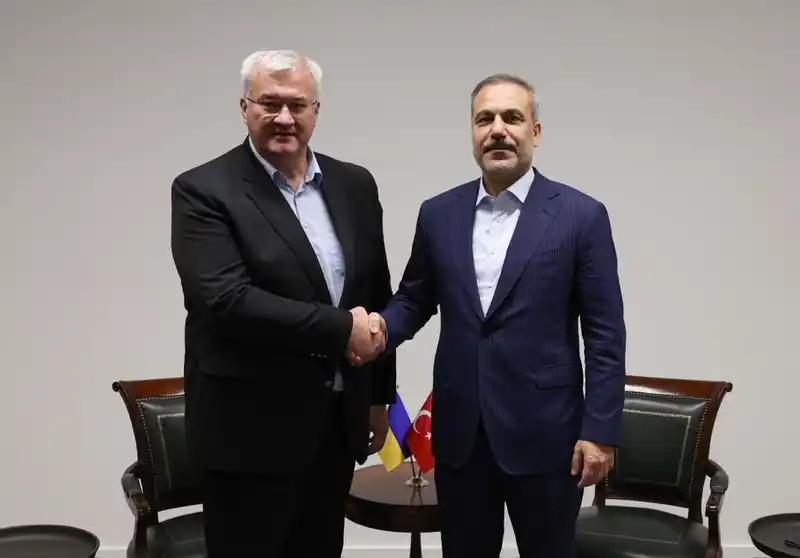 Dışişleri Bakanı Fidan, Ukraynalı mevkidaşı Sybiha ile görüştü
