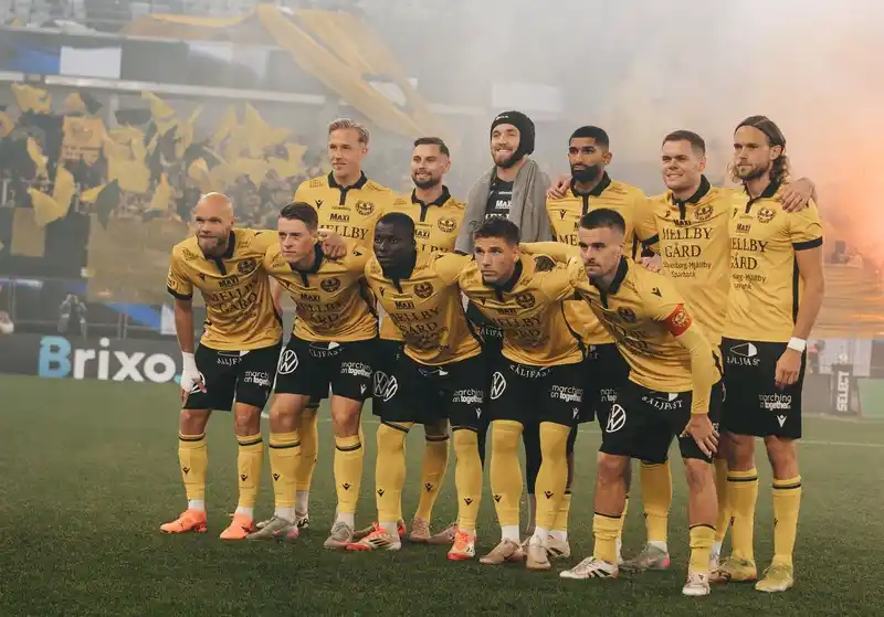 Balıkçı köyü takımı Mjallby, İsveç Ligi şampiyonu oldu
