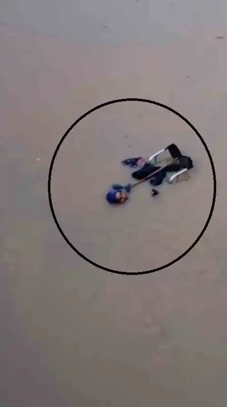 Suyla dolu alt geçitte ölümle burun buruna gelen kadını itfaiye kurtardı
