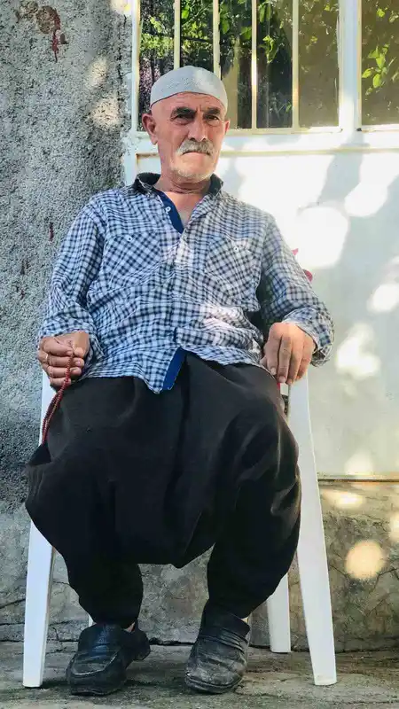 Kayıp yaşlı adamın cesedi bahçede çamurun içinde bulundu
