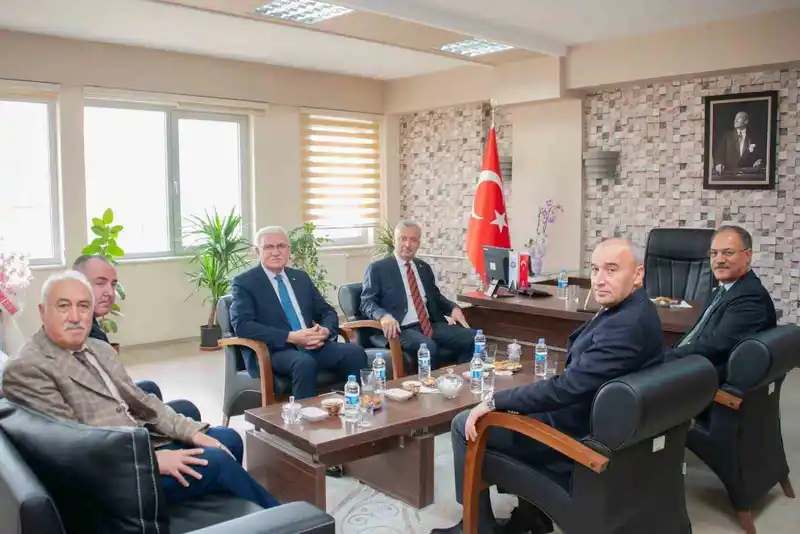 Prof. Dr. Karabulut, İktisadi ve İdari Bilimler Fakültesi Dekanı olarak atandı
