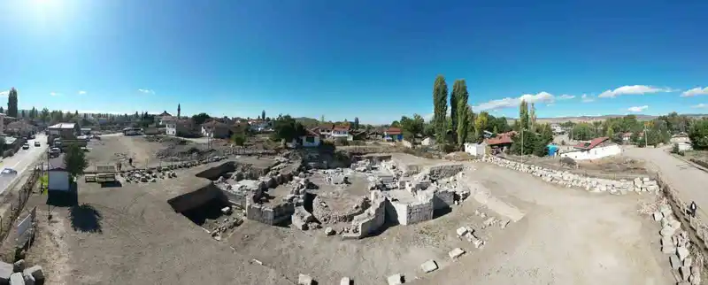 Kısa vadeli kazılar ilçenin tarihine ket vuruyor
