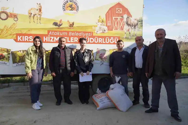Atakumlu çiftçilere karakılçık buğdayı desteği
