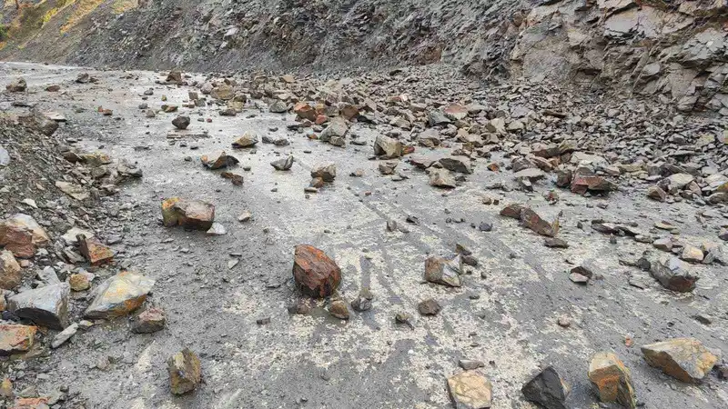 Batman’da sağanak heyelana neden oldu
