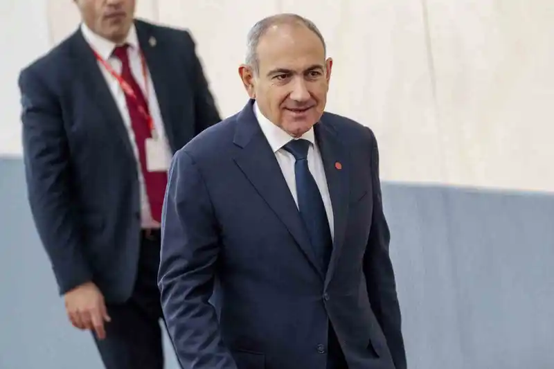 Ermenistan Başbakanı Paşinyan: 