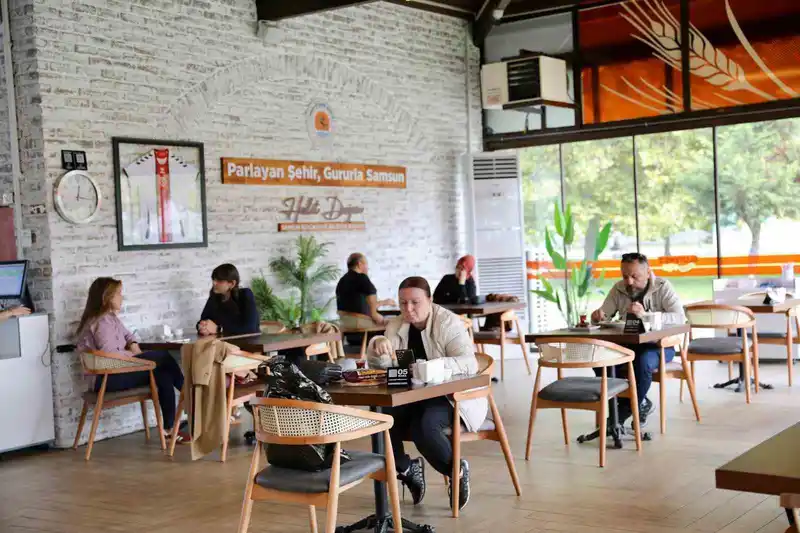 Çölyak hastalarına özel mekan: Glütensiz Kafe yoğun ilgi görüyor
