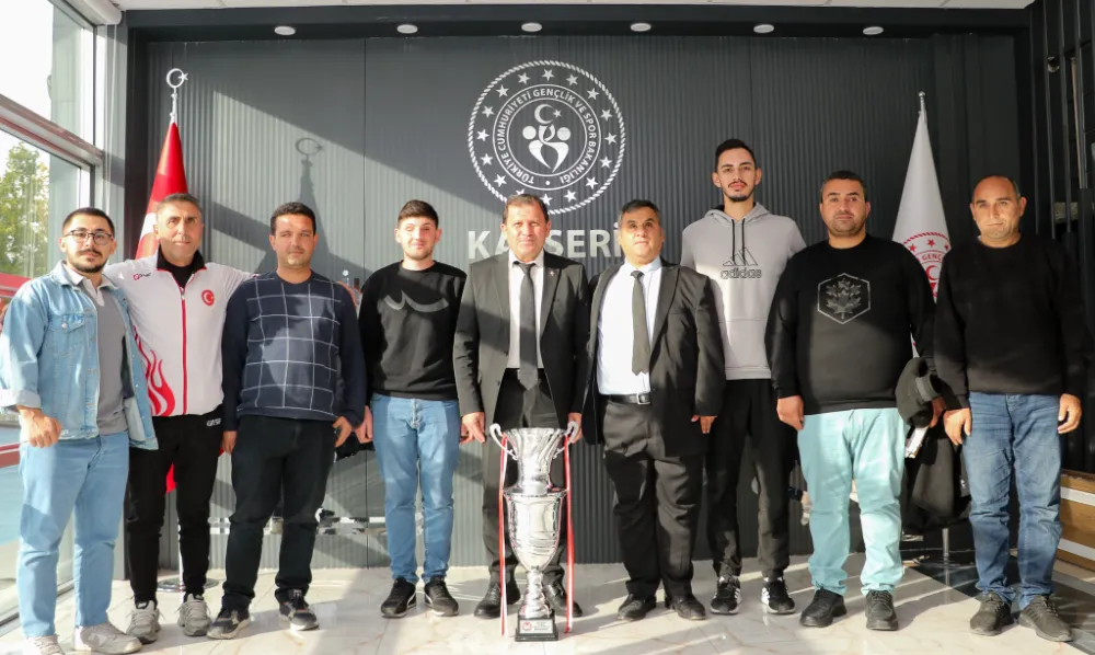 Sesi gören şampiyonlardan Kabakcı’ya ziyaret