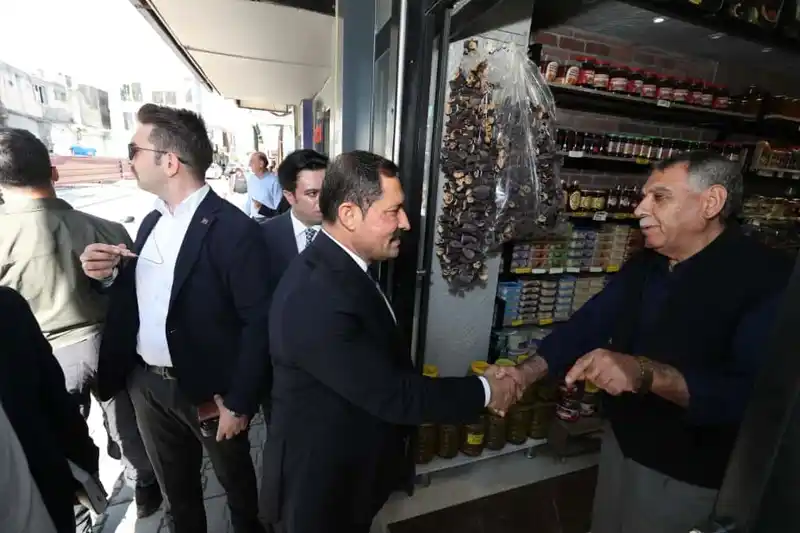 Depremzede esnaftan iş yerini üçüncü kez ziyaret eden valiye davet
