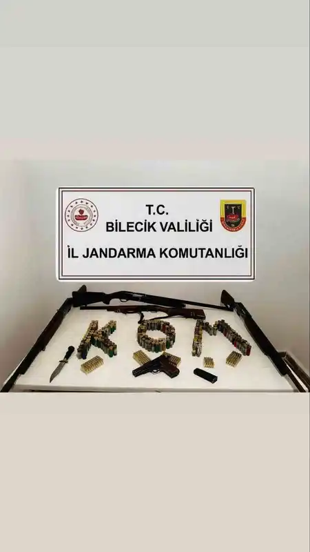 Evlerinden adeta cephanelik çıktı
