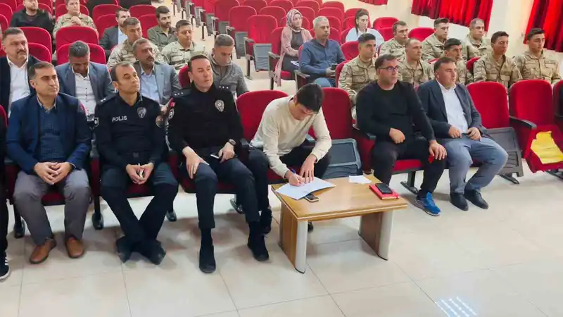 Alacakaya’da Türkiye afet müdahale planı toplantısı
