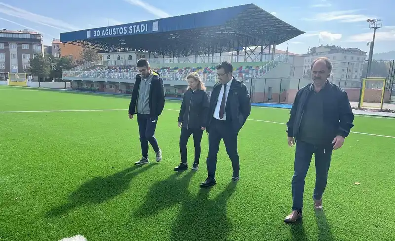 Kütahya’daki spor sahaları yenilendi
