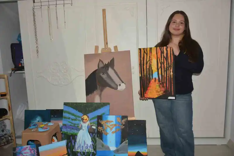 Ordu’da 13 yaşındaki öğrenci, doğadan aldığı ilhamı tuvallere yansıtıyor
