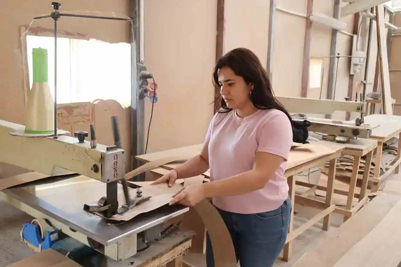 Hatay Büyükşehir Belediyesi, geleceğin mobilyacıların yetiştiriyor
