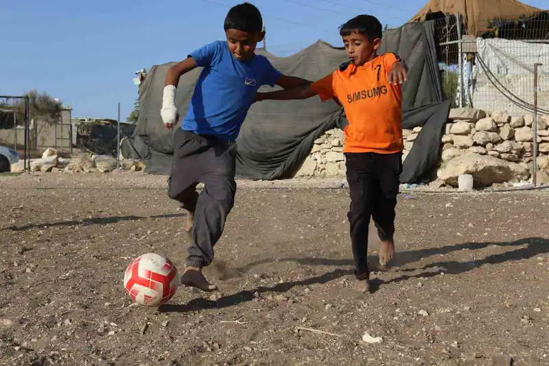 Batı Şeria’daki Filistinliler, Yahudi yerleşimcilerin saldırıları karşısında can güvenlikleri olmadan yaşıyor
