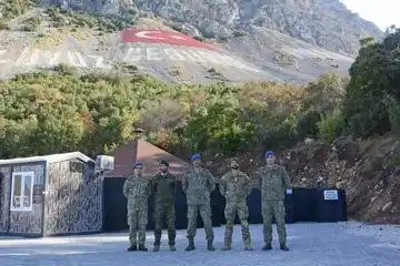 İspanya Silahlı Kuvvetleri heyeti, Dağ, Komando Okulu ve Eğitim Merkezi Komutanlığını ziyaret etti
