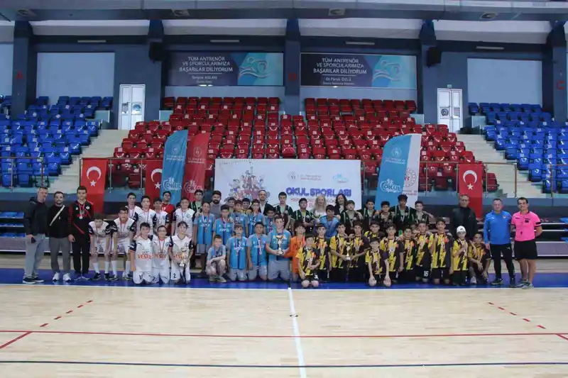 Düzce’de Hentbol müsabakaları sona erdi