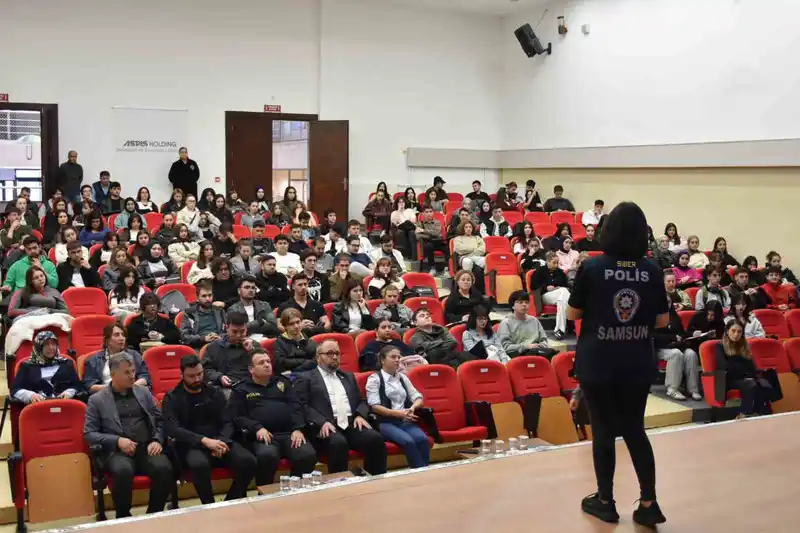 Üniversite öğrencileri uyuşturucuya karşı bilinçlendi

