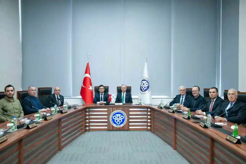 EBYÜ ile Özbekistan Orıental Unıversity arasında iş birliği protokolü imzalandı
