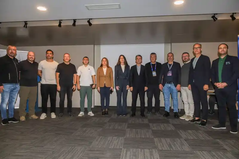 Veloturk Gran Fondo Çeşme’nin basın toplantısı yapıldı
