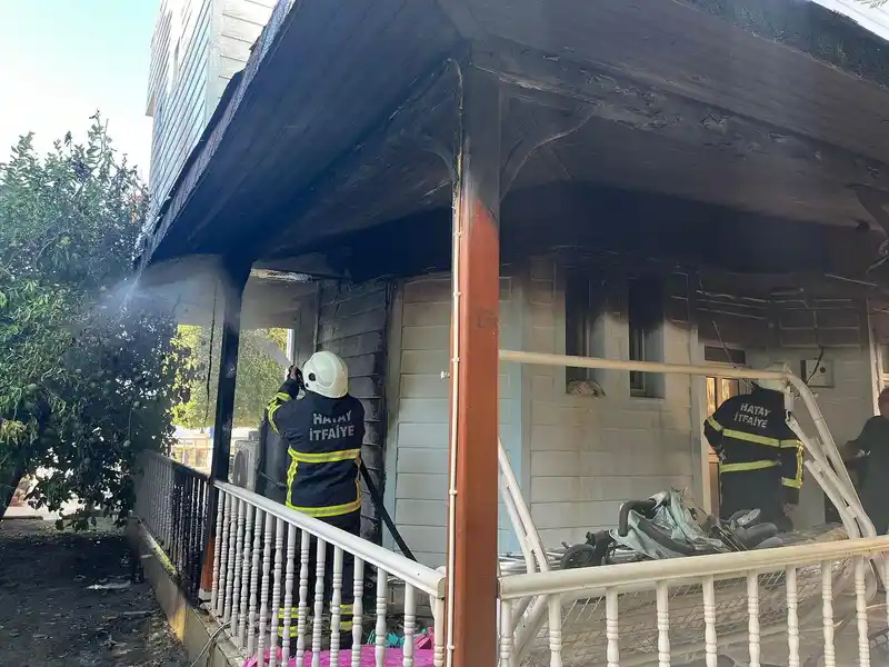 Arsuz’da korkutan yangın
