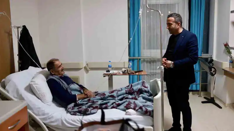 Akçadağ Belediye Başkanı Ulutaş’tan Hastane ziyareti
