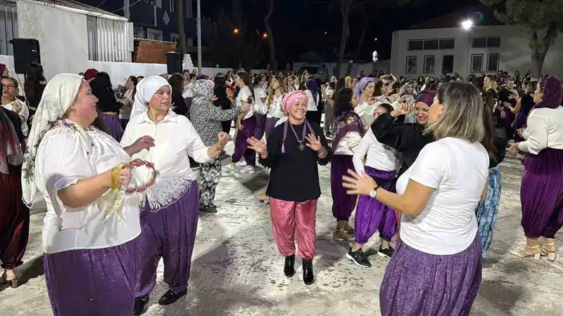 Aliağa’da kadınlardan renkli 