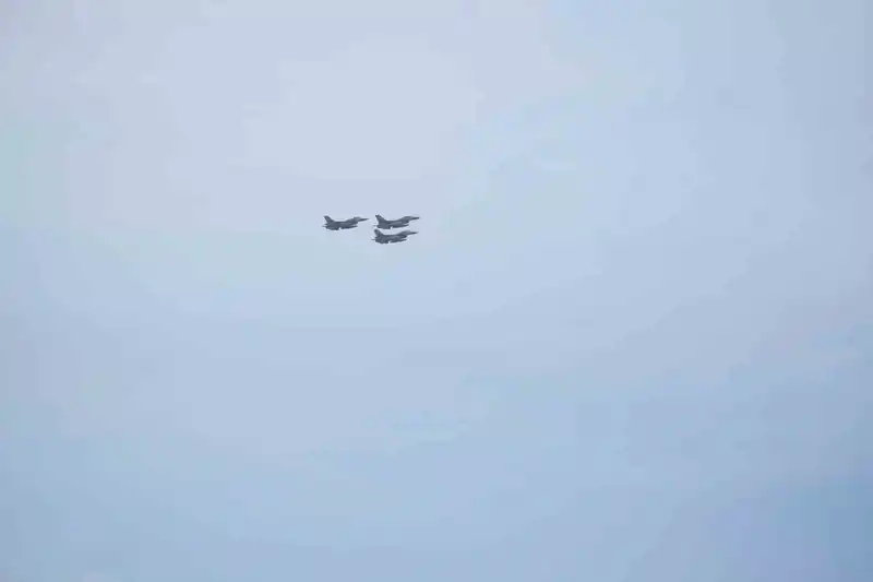 Çorum’da prova uçuşu yapan savaş uçakları nefes kesti
