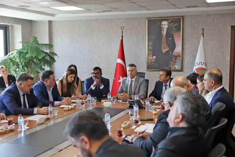 Mersin’de limandaki tarifeler konuşuldu
