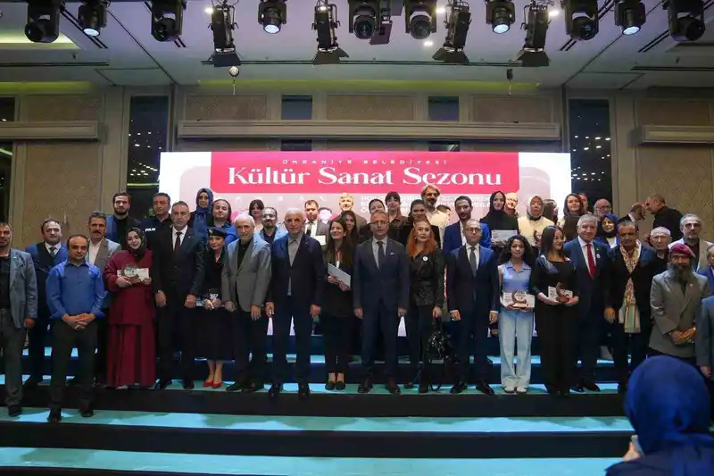Ümraniye’de sanatın ilhamı bu yıl ’aile’ oldu
