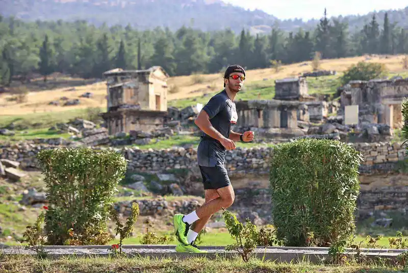 Lykos Yarı Maratonu sporcuları Pamukkale’de buluşturdu
