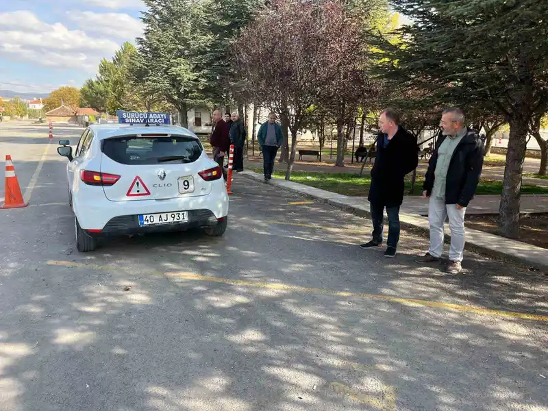 Kırşehir’de ehliyet sınavında 259 aday başarılı oldu
