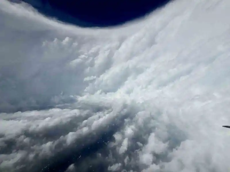 ABD ordusu, Melissa Kasırgasını görüntüledi
