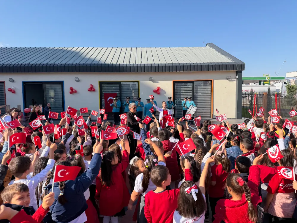 Büyükşehirin Çocuk Kütüphanesi’nde ‘Cumhuriyet Bayramı coşkusu