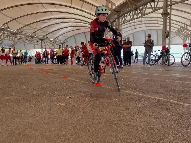 Nilüfer’de Cumhuriyet coşkusu pedallarla sokaklara taşındı
