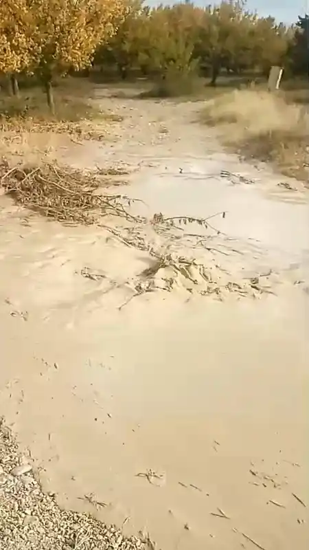 Baskil’de dereler taştı
