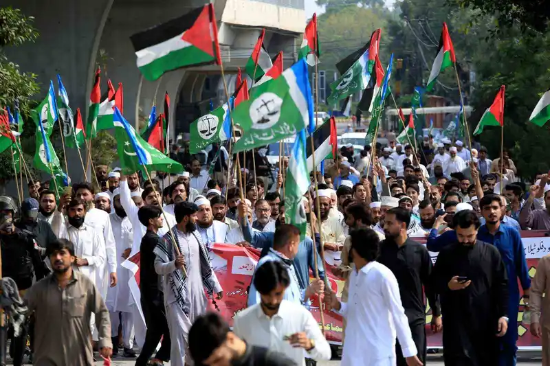 Pakistan’da İsrail’in Küresel Sumud Filosu’na müdahalesi protesto edildi
