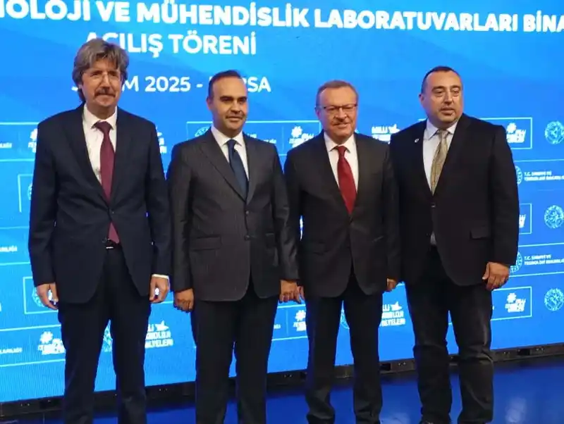 Milli Teknoloji Atölyesi ve Arif Ağaoğlu İleri Teknoloji Laboratuvarı açıldı
