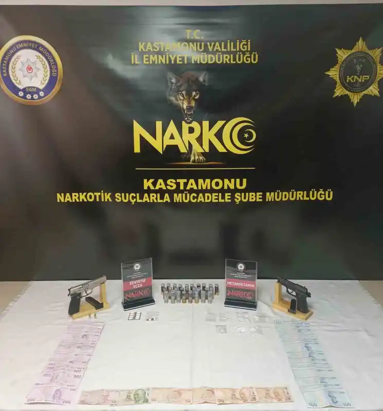 Yatağında altındaki uyuşturucuyla yakalanan sanık tahliye edildi
