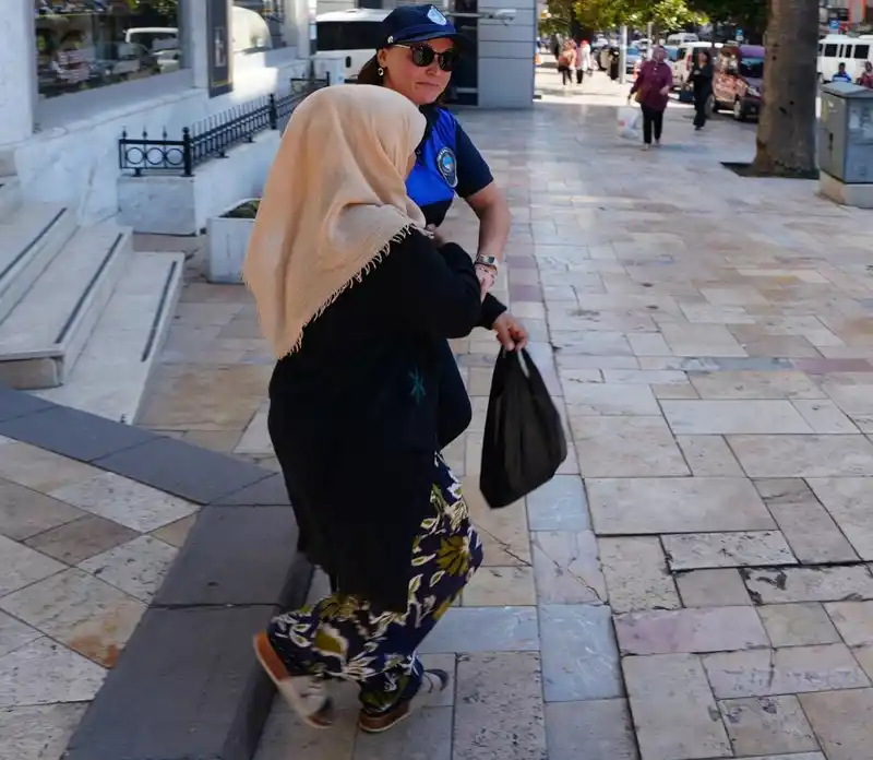 Dilencilikten elde edilen paralara el konuldu
